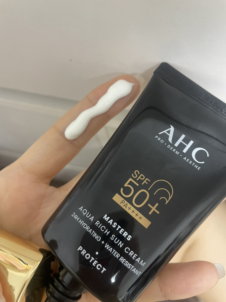 大师级水润防晒霜 [SPF50+/PA++++]的真实用户使用照片