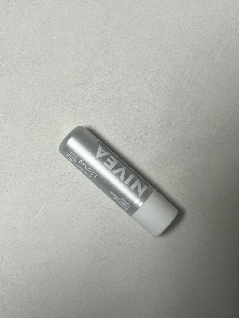 니베아 (NIVEA) 립케어 [히알루론모이스쳐플러스] review image
