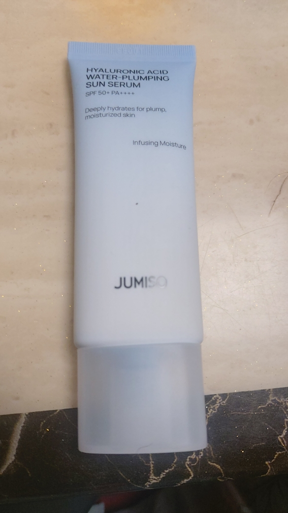 주미소 (JUMISO) 히알루론산 워터 플럼핑 수분 선 세럼 [SPF50+/PA++++] review image