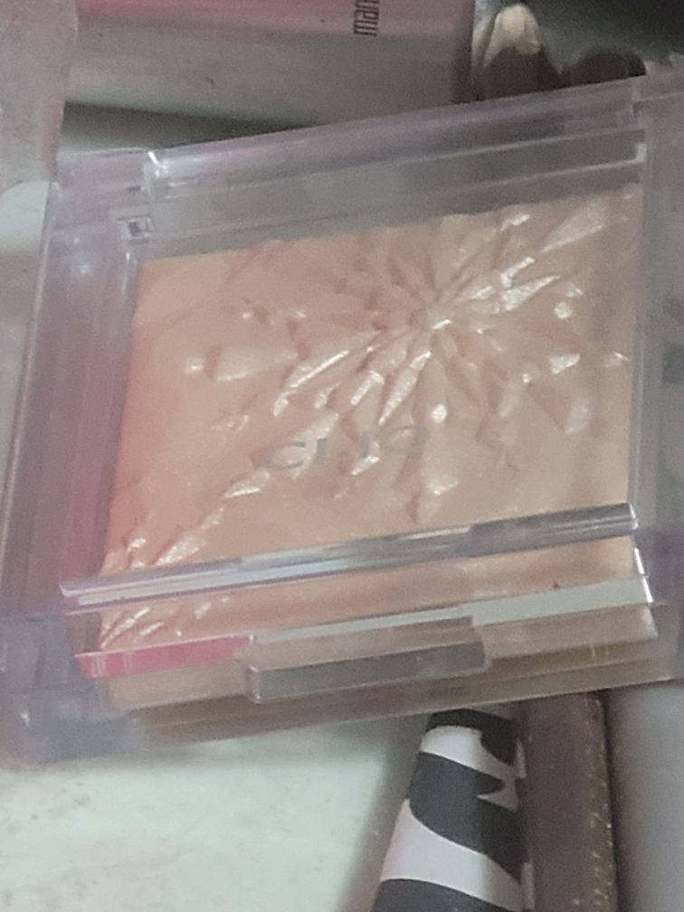 클리오 (CLIO) 프리즘 하이라이터 [01 골드쉬어] review image