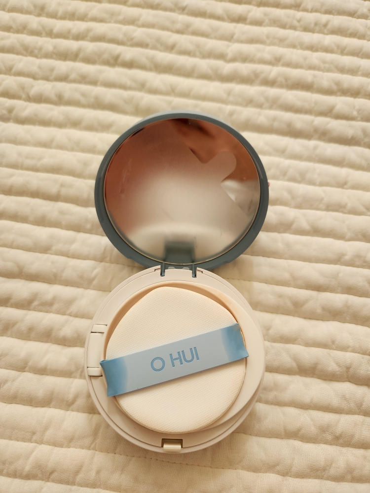 오휘 (OHUI) 얼티밋 핏 톤업 진 쿠션 [SPF35/PA++] [01호 핑크베이지] review image
