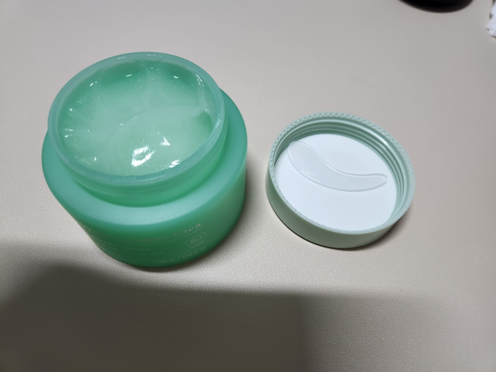 冰菊清爽保湿霜的真实用户使用照片