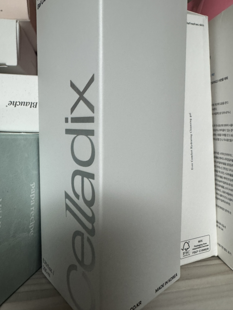 셀라딕스 (Celladix) 트러블 클리어 약산성 젤클렌저 review image