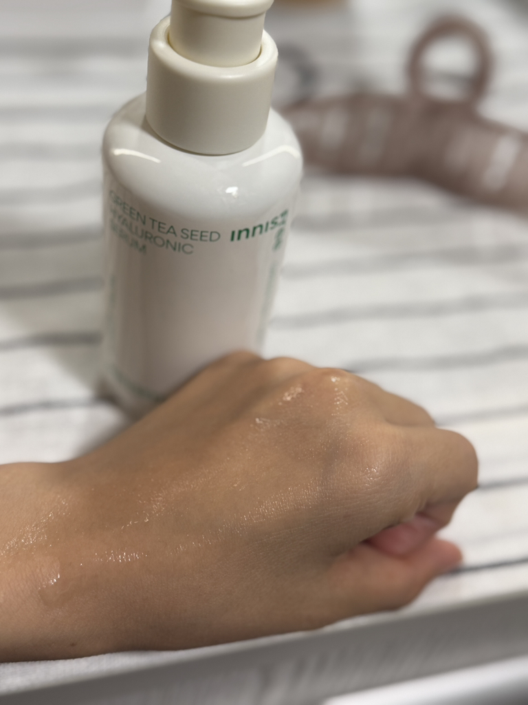 이니스프리 (INNISFREE) 그린티 씨드 히알루론산 세럼 review image