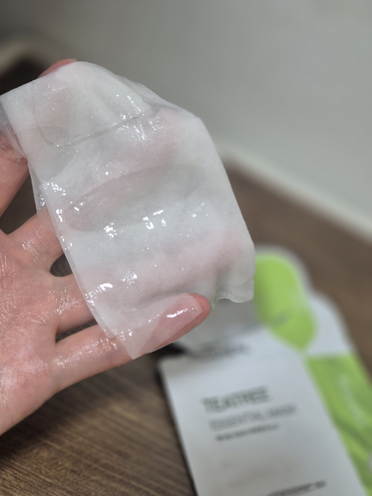 MEDIHEAL (美迪惠尔) 必需口罩 [茶树] common.review image
