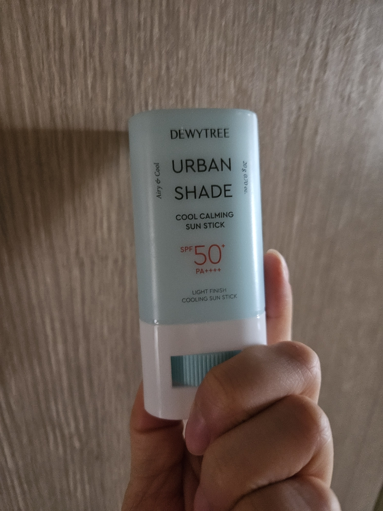 冰感镇定防晒棒 [SPF50+/PA++++]的真实用户使用照片