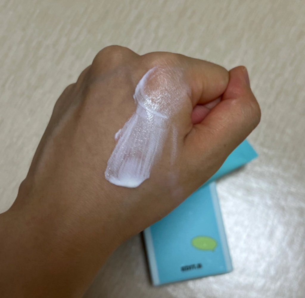 에딧비 (EDIT.B) 선데이 노세범 선크림 [SPF50+/PA++++] review image