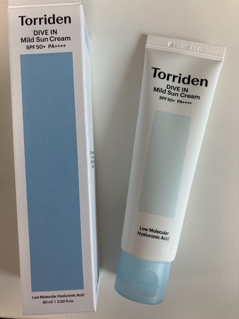 低分子玻尿酸清透防晒霜 [SPF50+/PA++++]的真实用户使用照片