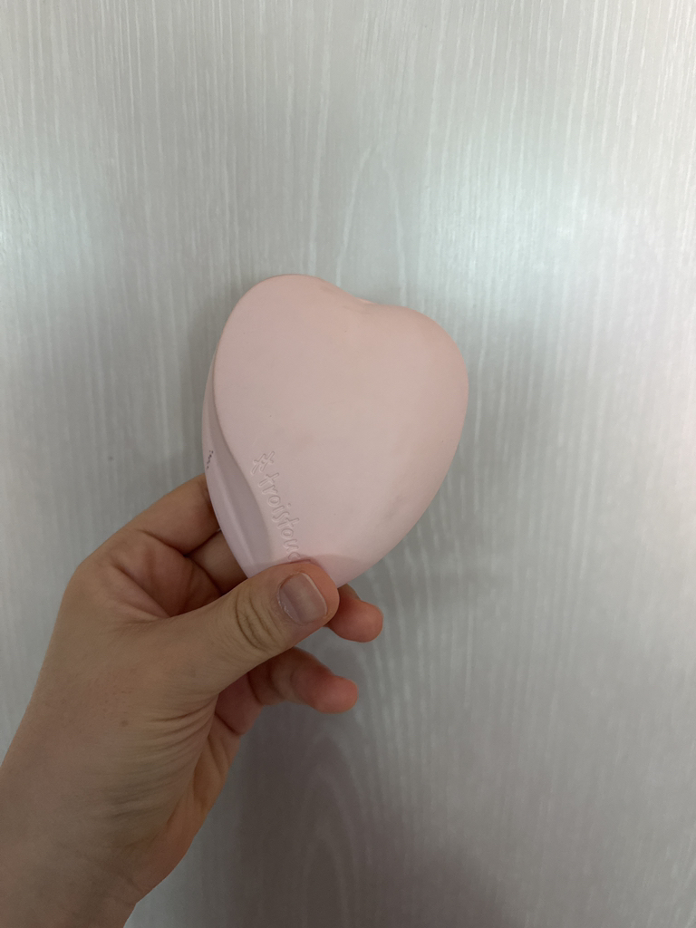 트와터치 (troistouch) 하트 글로우 매쉬 쿠션 [SPF50+/PA++++] [17호 아이보리] review image