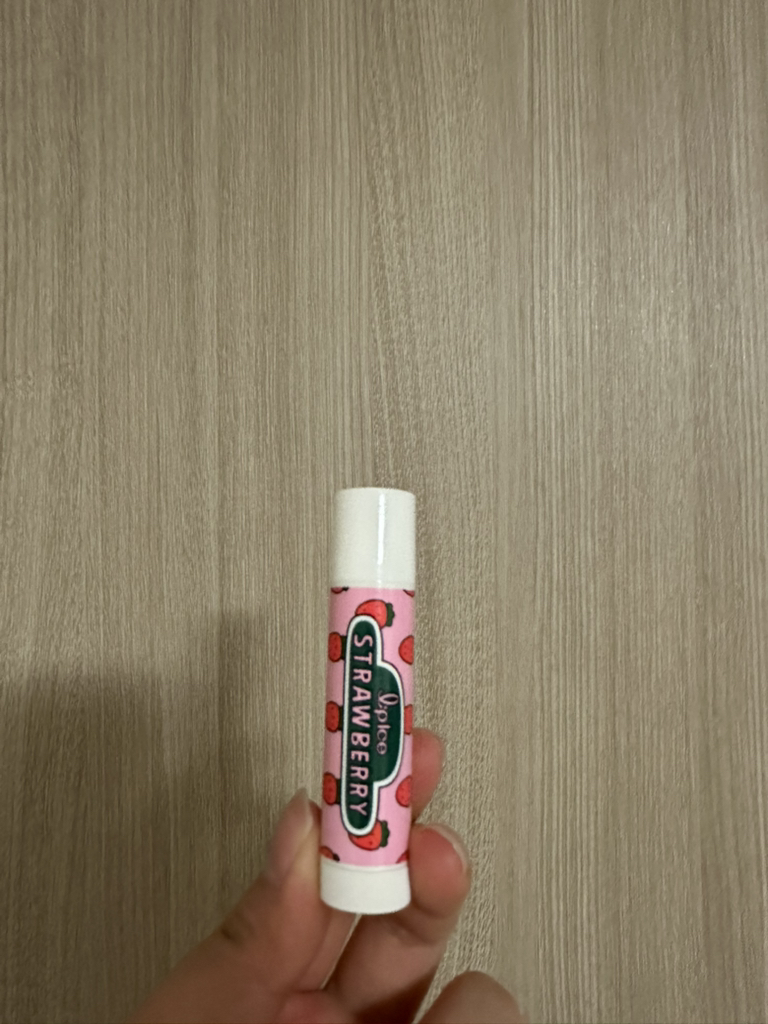 멘소래담 (MENTHOLATUM) KKKIM 콜라보 립아이스 립밤 [SPF15] [스트로베리] review image