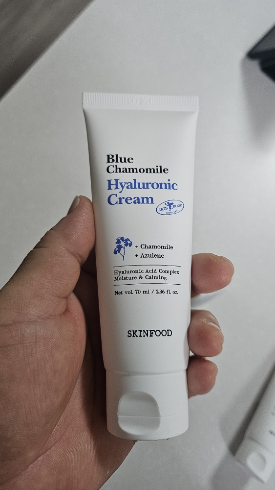 蓝色甘菊玻尿酸乳霜的真实用户使用照片