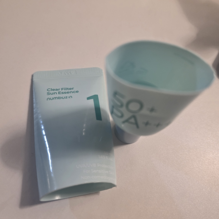 清新纯净水感隔离霜 [SPF50+/PA++++]的真实用户使用照片
