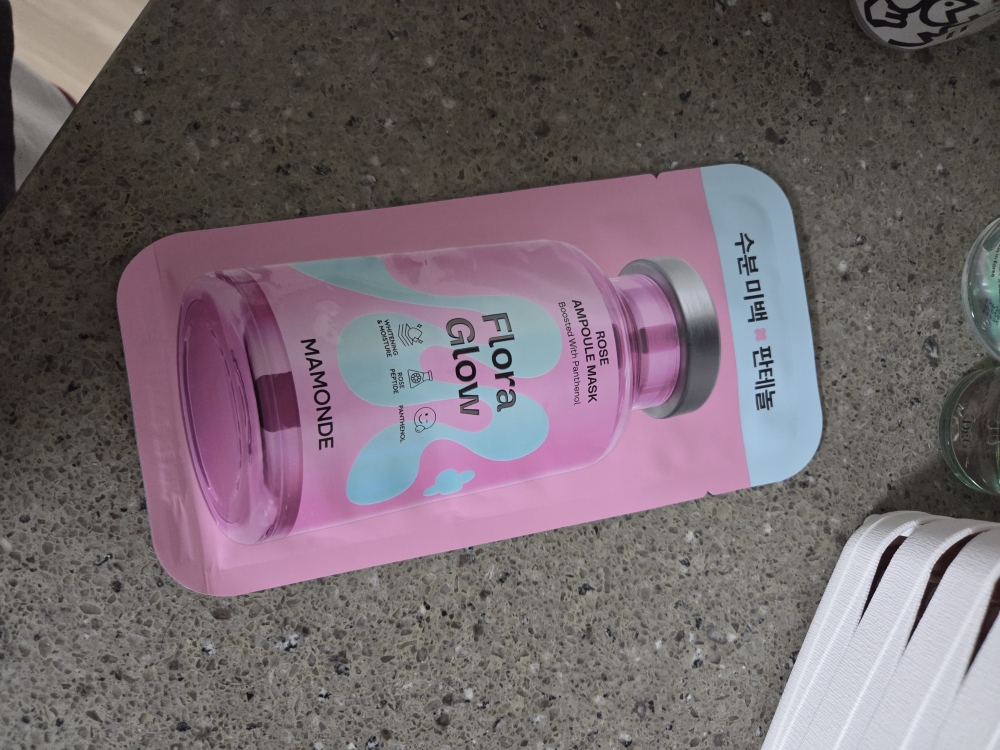 마몽드 (Mamonde) 플로라글로우 로즈 앰플 마스크팩 review image