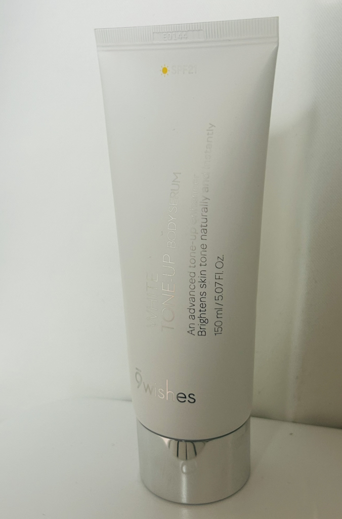 나인위시스 (9wishes) 화이트 톤업 바디 세럼 [SPF21] review image