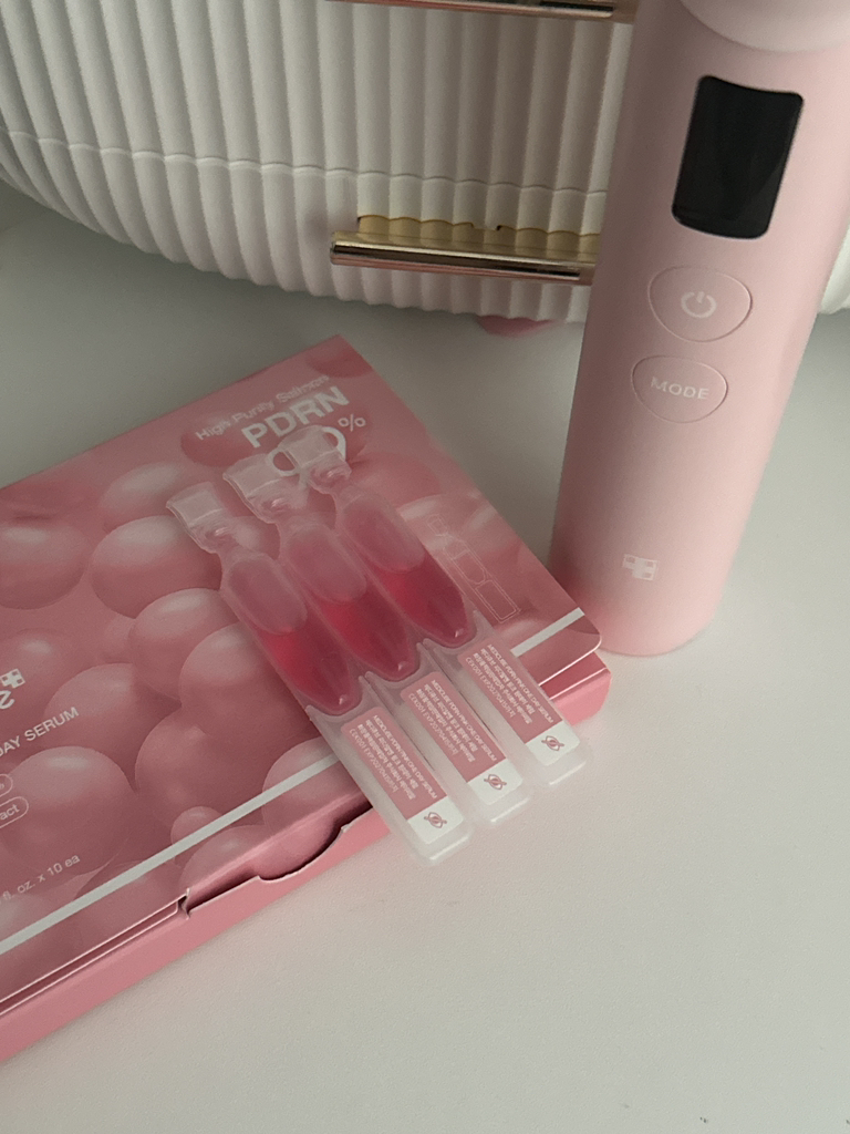 메디큐브 (medicube) PDRN 핑크 원데이 세럼 review image