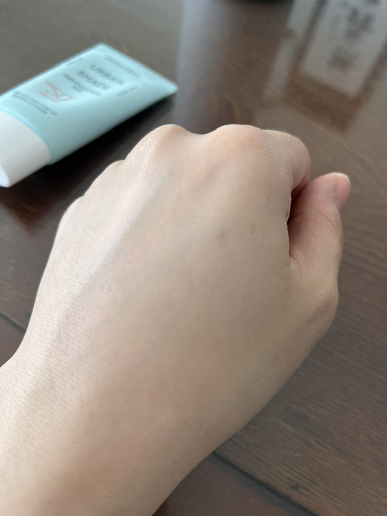 时尚抗污染防晒套装 [SPF50+/PA++++]的真实用户使用照片