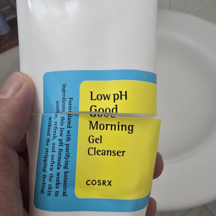 COSRX 弱酸性早安洁面啫喱 common.review image