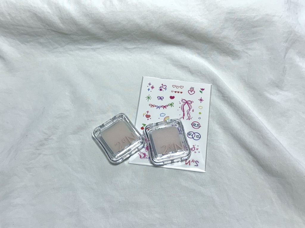 투에이엔 (2an) 러브 버블 컬렉션 퓨어 글래시 하이라이터 [V01 슈가 베일] review image