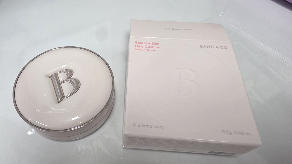 바닐라코 (banilaco) 에센스 스킨 듀 쿠션 [SPF50+/PA++++] [21.5 샌드 아이보리] review image