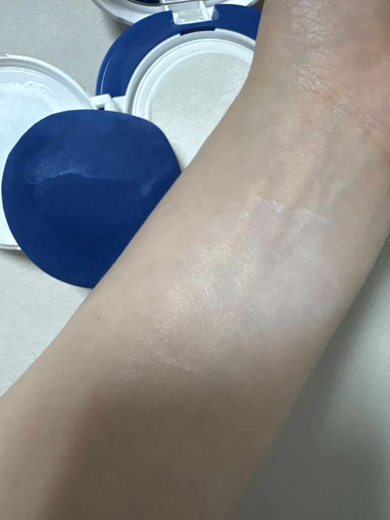 라운드랩 (ROUNDLAB) 자작나무 수분 선쿠션 [SPF50+/PA++++] review image