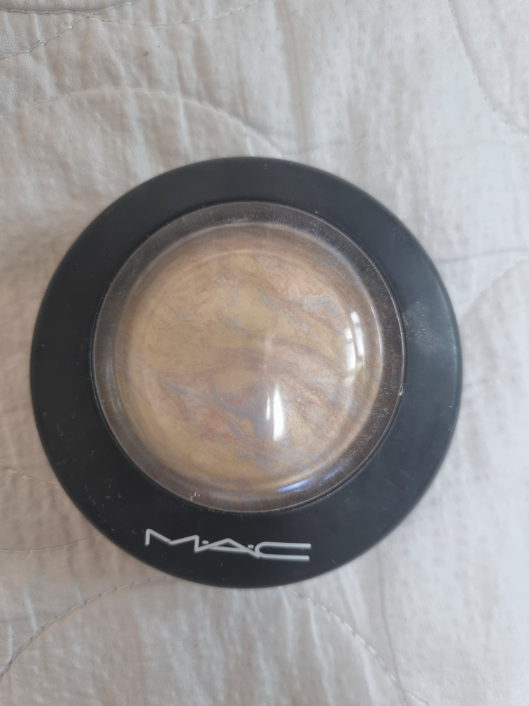 맥 (MAC) 미네랄라이즈 스킨피니쉬 [라이츠카페이드] review image