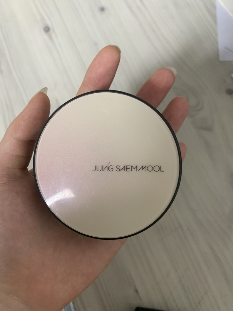 精华肌肤遮瑕气垫 [SPF50+/PA+++] [浅色]的真实用户使用照片