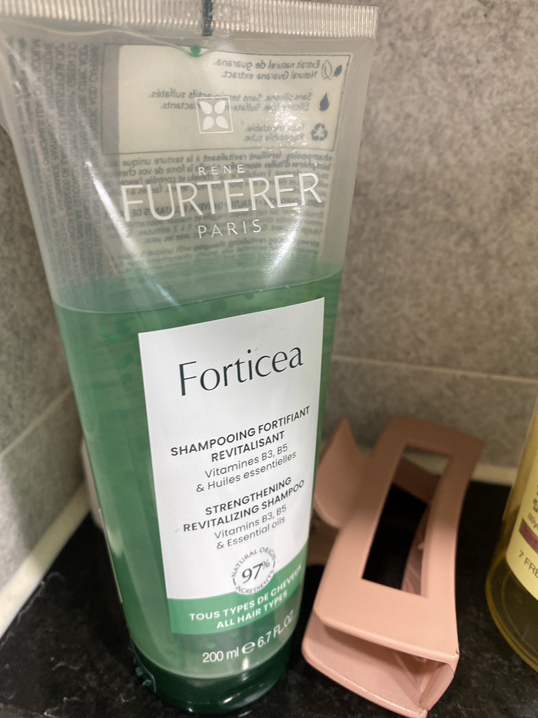 르네휘테르 (RENEFURTERER) 포티샤 두피&모발강화 샴푸 review image