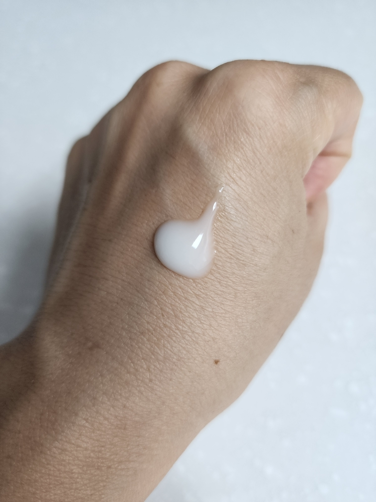 엘라비에코스메틱 (elraviecosmetic) 멜라 리턴 선세럼 [SPF50+/PA++++] review image