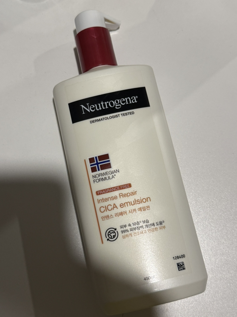 뉴트로지나 (Neutrogena) 인텐스 리페어 시카 에멀젼 [무향] review image