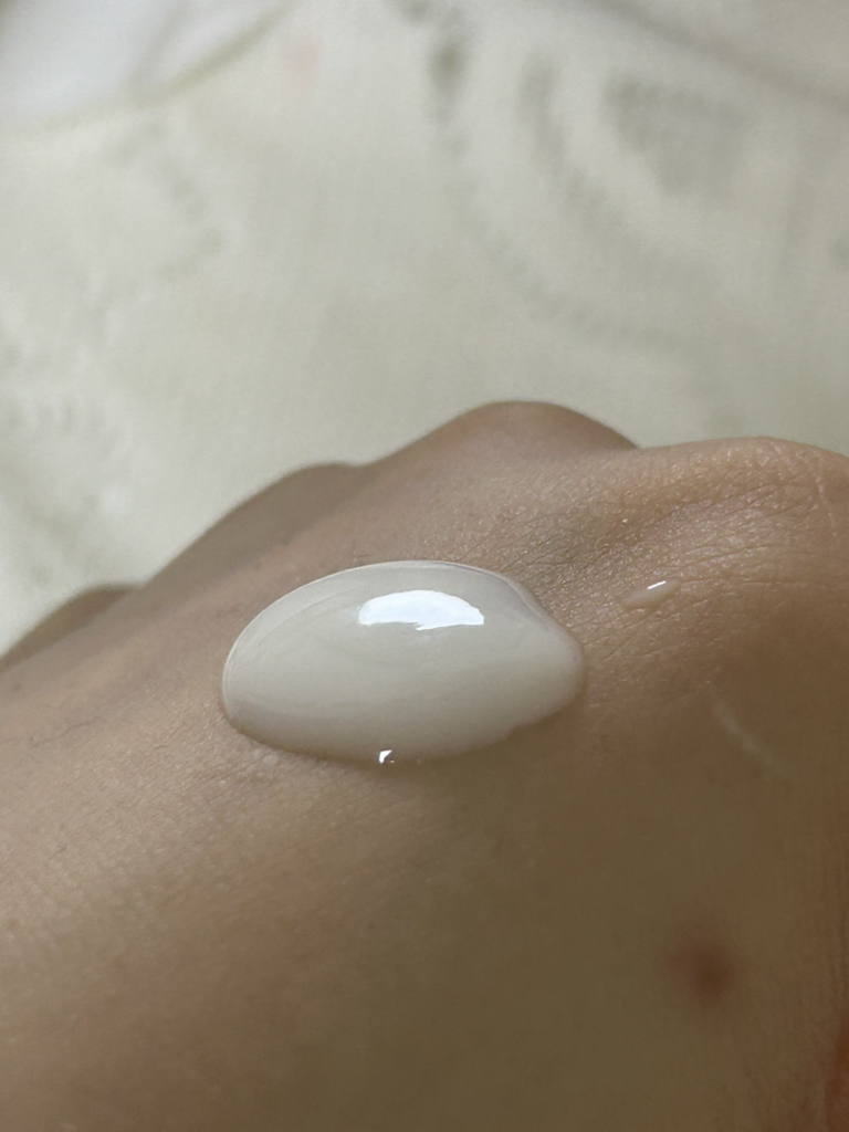 엘라비에코스메틱 (elraviecosmetic) 멜라 리턴 선세럼 [SPF50+/PA++++] review image