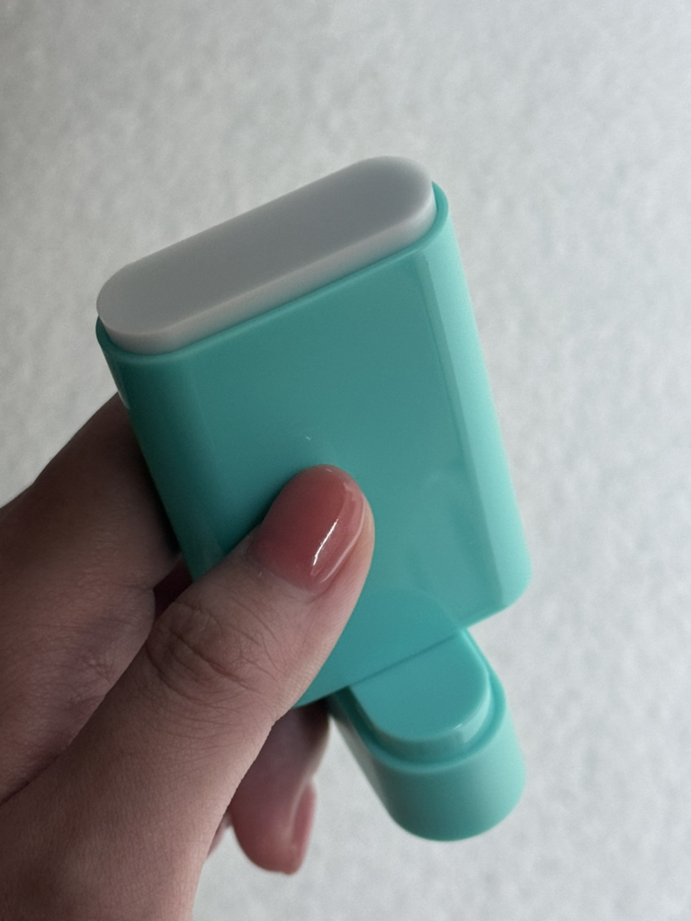 零油控制防晒棒 [SPF50+/PA++++]的真实用户使用照片