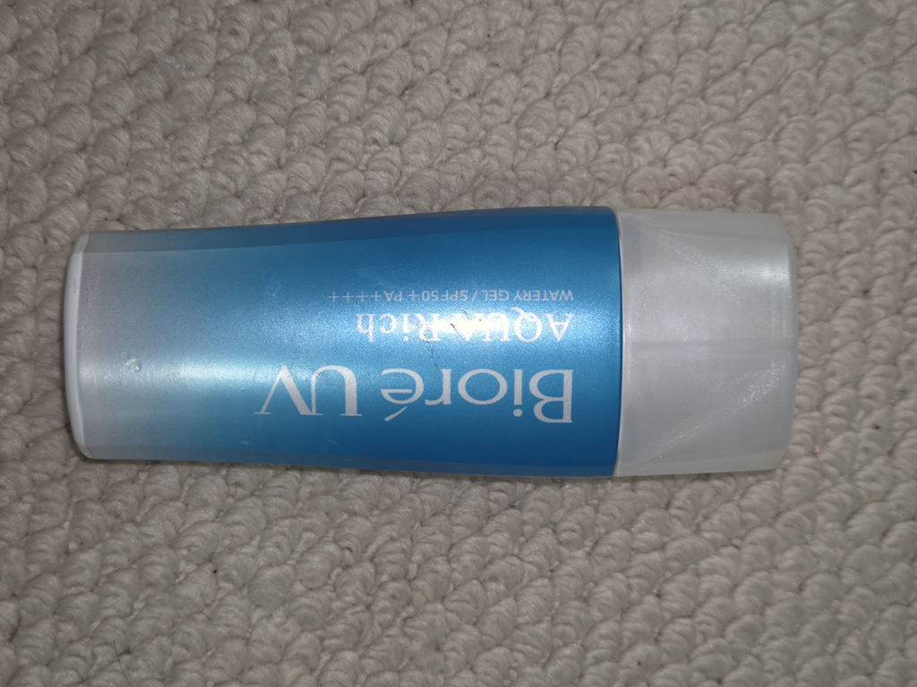 비오레 (Biore) (해외) UV 아쿠아리치 워터리 젤 [SPF50+/PA++++] review image