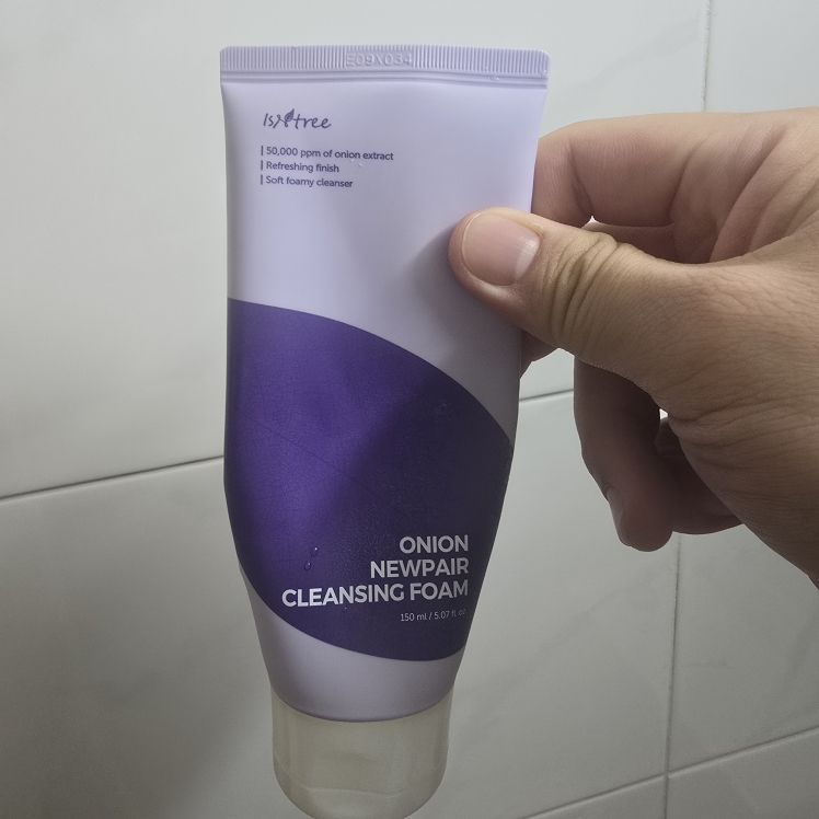 IsNtree 紫色洋葱修复洗面奶 common.review image