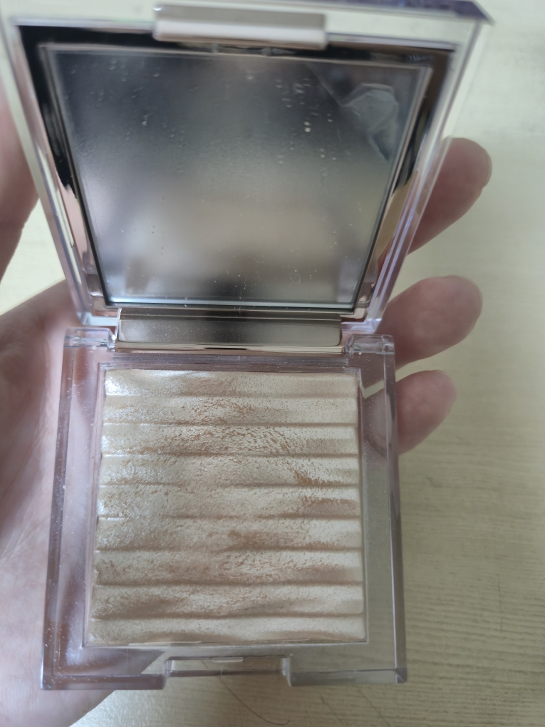 클리오 (CLIO) 프리즘 하이라이터 [001 골드쉬어] review image