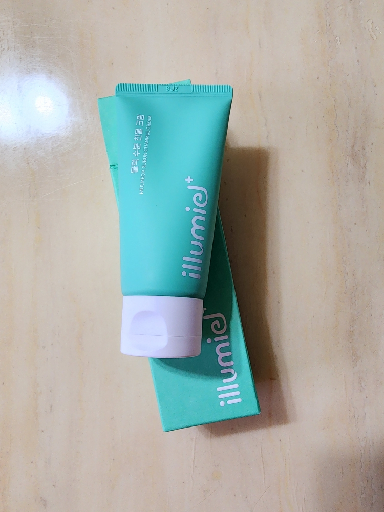 일루미엘 (illumiel+) 물먹 수분 찬물크림 review image
