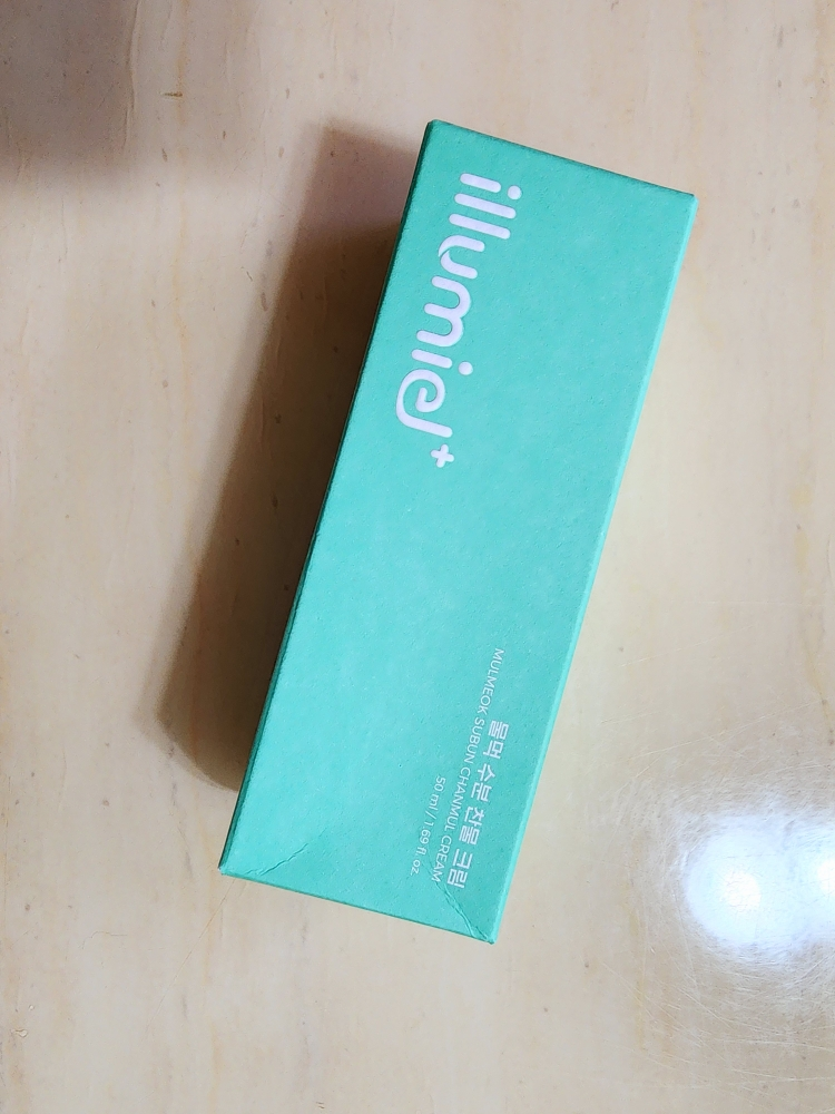 일루미엘 (illumiel+) 물먹 수분 찬물크림 review image