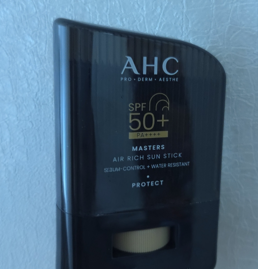 大师空气丰富防晒棒 [SPF50+/PA++++]的真实用户使用照片