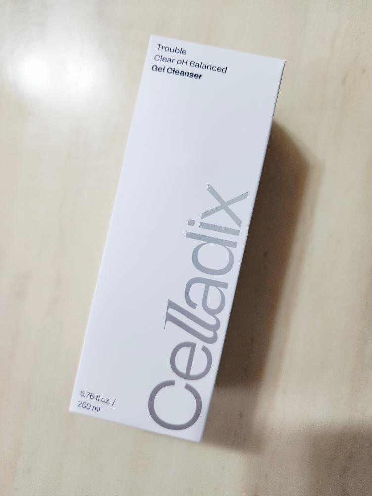 셀라딕스 (Celladix) 트러블 클리어 약산성 젤클렌저 review image