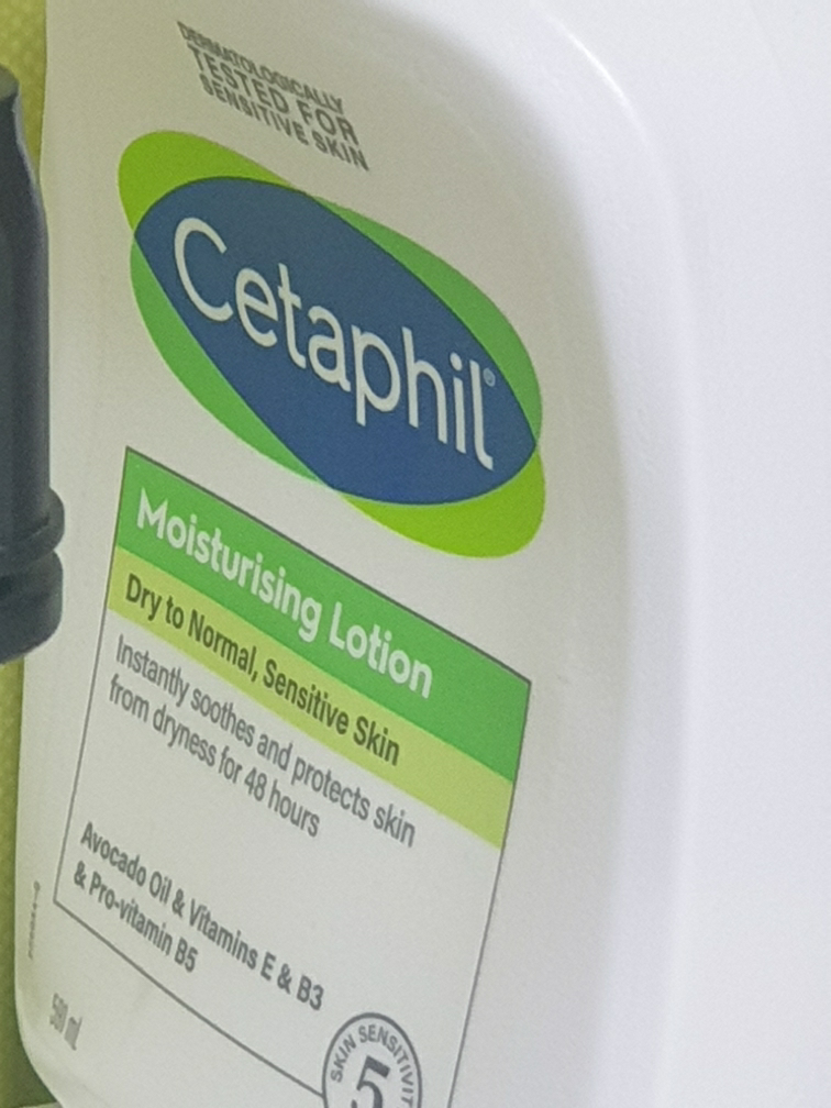 Cetaphil 保湿乳液 common.review image