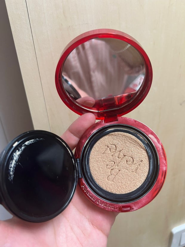 Pro Tailor Velvet Cover Cushion New Class [SPF34/PA++] [No. 21 Ivory]的真实用户使用照片