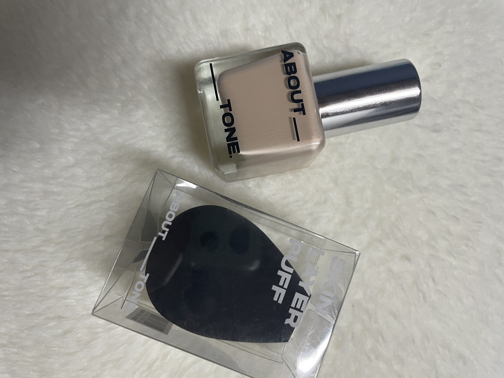 어바웃톤 (ABOUT_TONE.) 스킨 레이어 핏 파운데이션 [SPF30/PA++] [AT.22 아이보리] review image