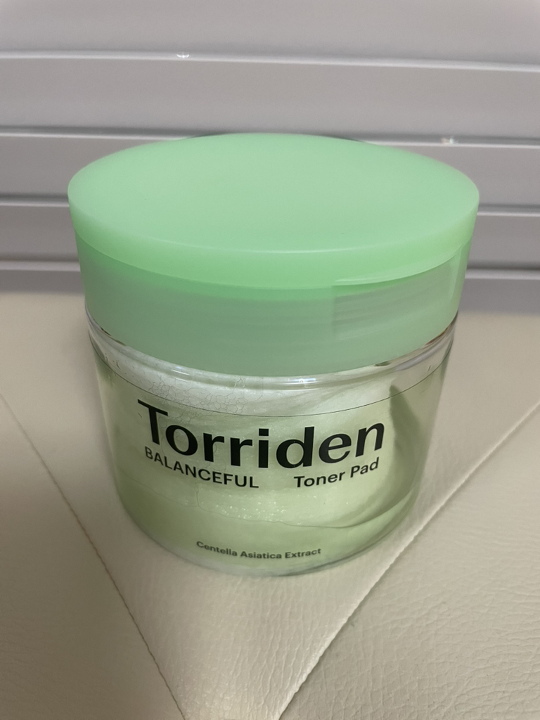 토리든 (Torriden) 밸런스풀 시카 토너 패드 review image
