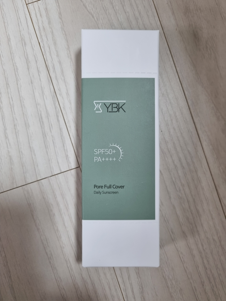 YBK (와이비케이) 포어 풀 커버 데일리 썬스크린 [SPF50+/PA++++] review image
