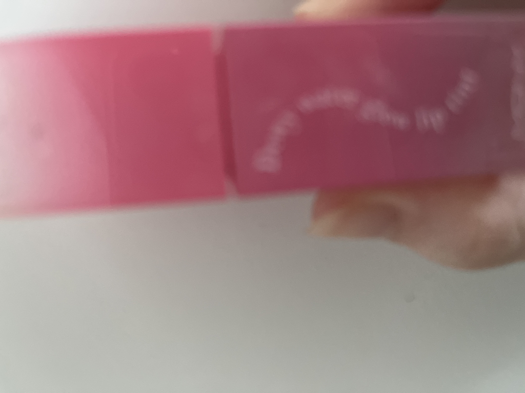 맥퀸뉴욕 (MACQUEENNEWYORK) 듀이 워터 글로우 립틴트 [02 캔디드핑크] review image