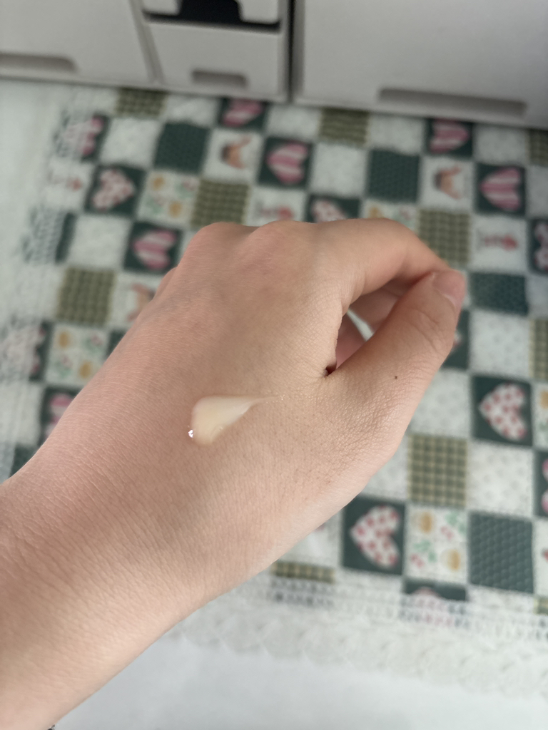 视黄醇修复精华的真实用户使用照片