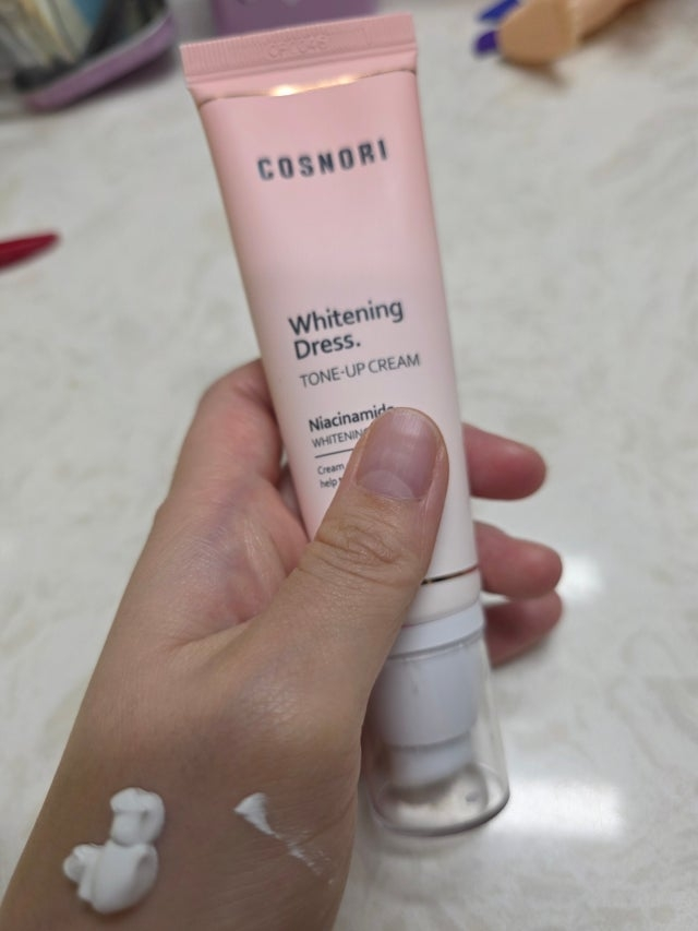 COSNORI 美白素颜霜 common.review image