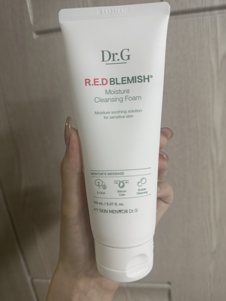 Dr.G 红色痘痕保湿洁面乳 common.review image