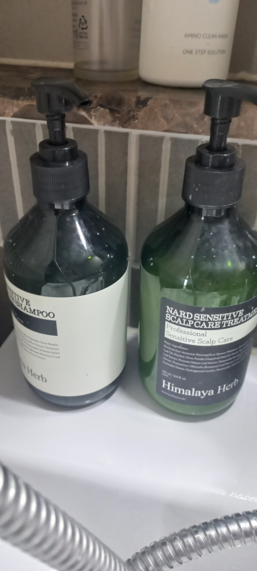 敏感性头皮护理洗发水的真实用户使用照片