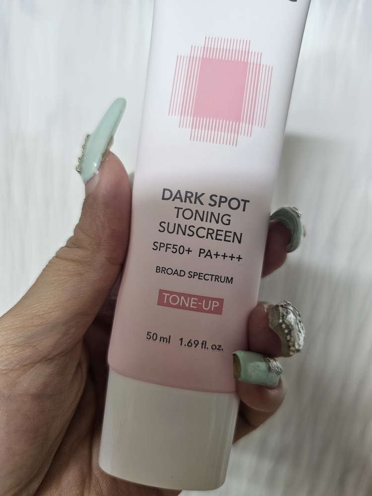셀퓨전씨 (CellFusionC) 썬스크린 [SPF50+/PA++++] [잡티토닝] review image