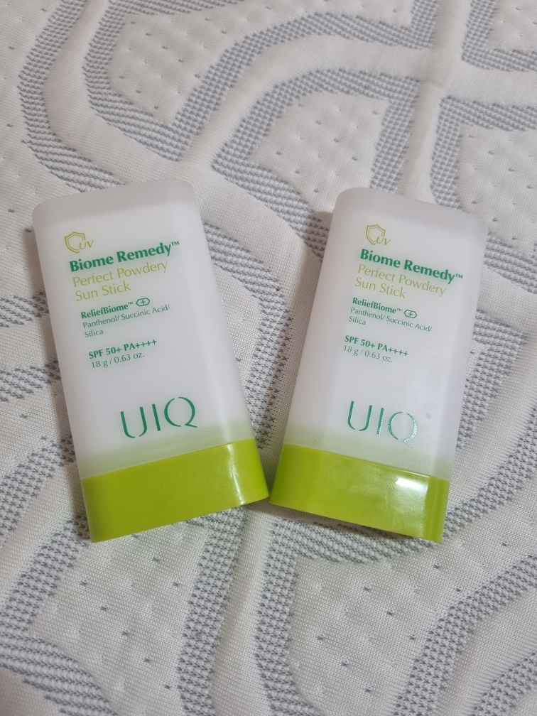 유이크 (UIQ) 바이옴 레미디 퍼펙트 보송 선스틱 [SPF50+/PA++++] review image